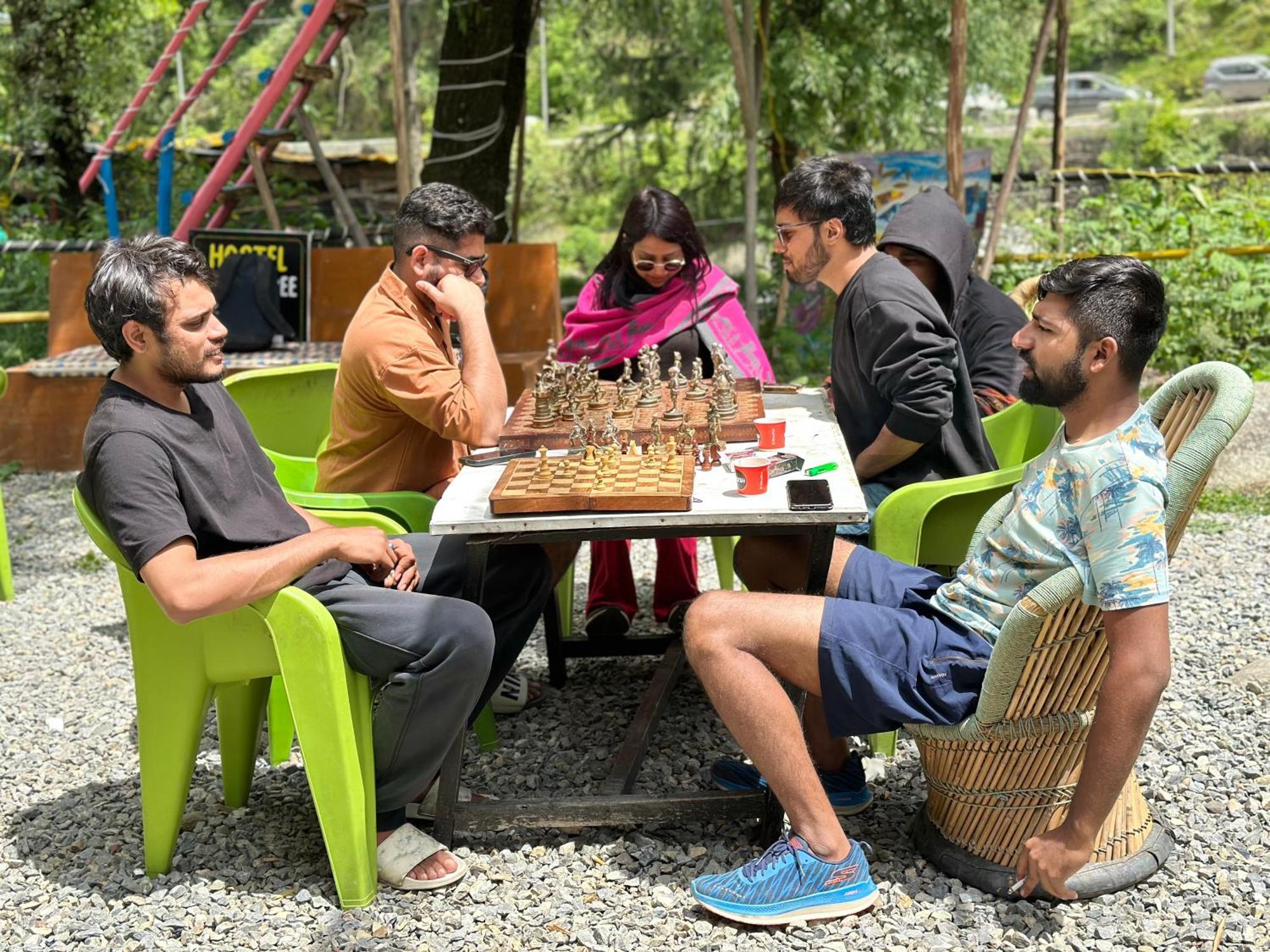 Hostel 360 Degree, Jibhi Esterno foto