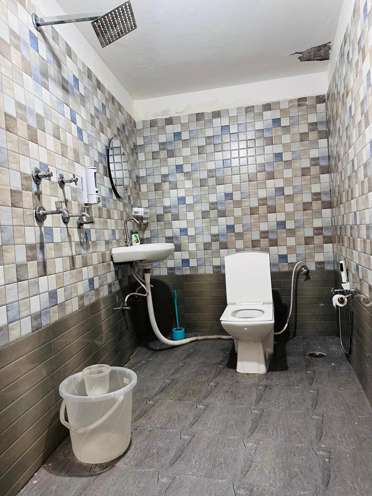 Hostel 360 Degree, Jibhi Esterno foto